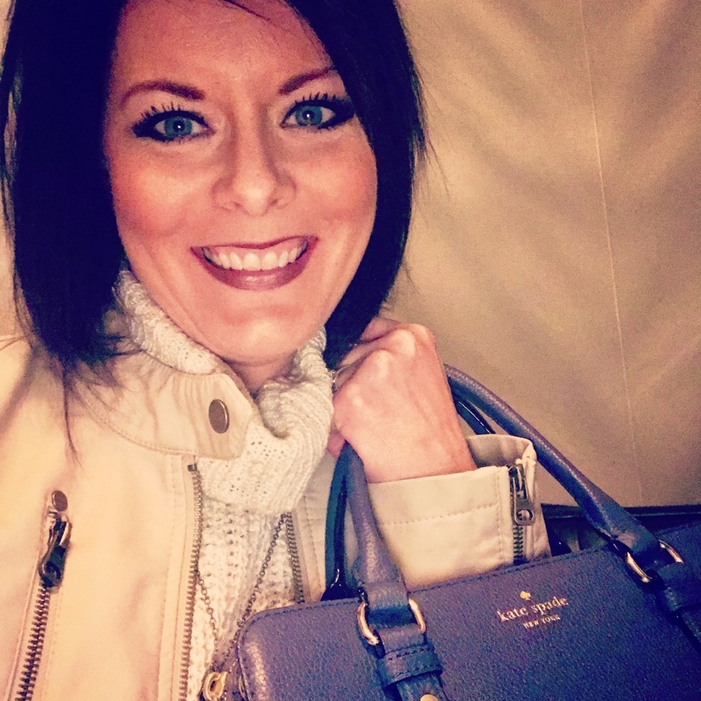 Meet your Posher, Kayla